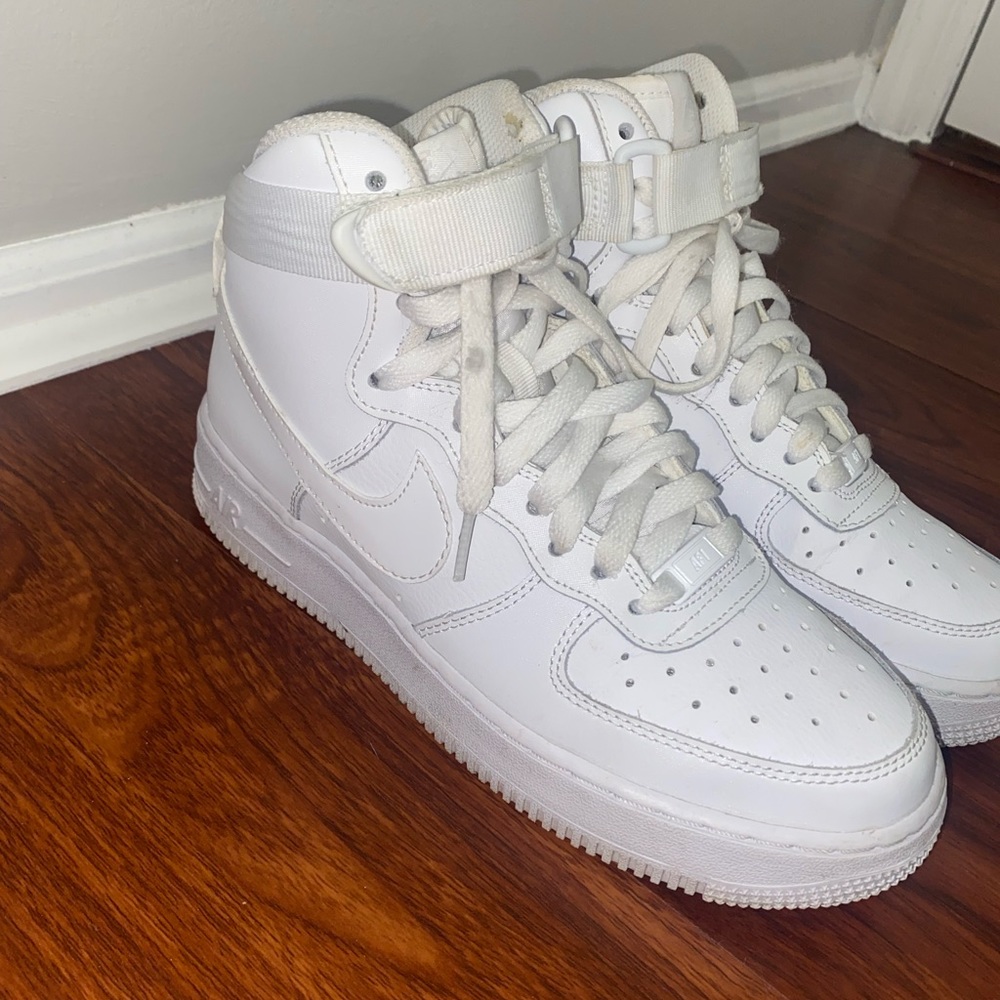COPY - Nike. BIG KIDS' NIKE AIR FORCE 1 HIGH CASUAL SHOES